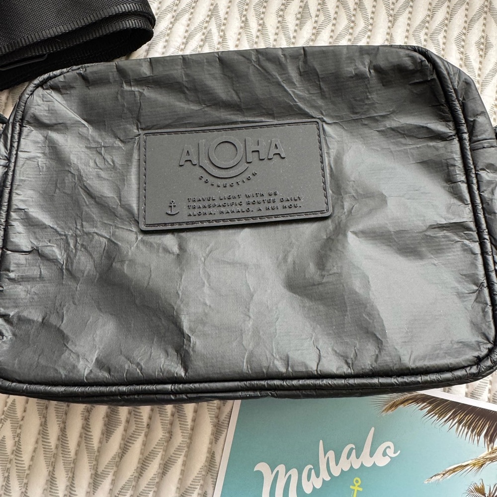 Aloha crossbody bag